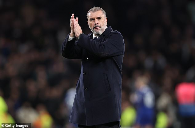 Did Tottenham's 4-1 loss to Chelsea show bravery and heroism or sheer stupidity? Share your thoughts on Spurs' lack of discipline and Ange Postecoglou's stubborn high line, which ultimately ended their unbeaten run.
