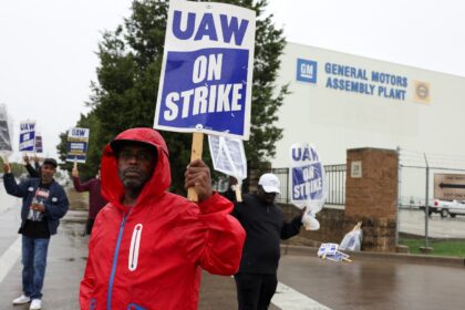GM expected to invest $13 billion in U.S. plants under new UAW deal